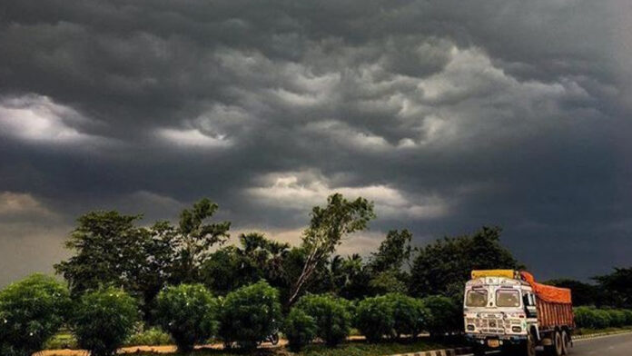 Weather Update: Red and orange alert regarding storm and rain in these states, IMD gave big update