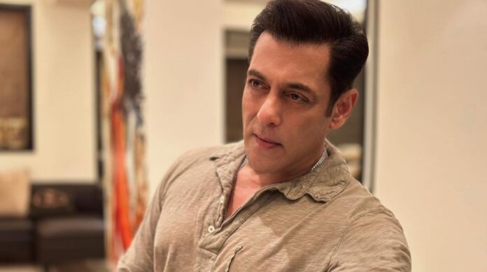 Salman Khan: Dabang Star airport look goes viral