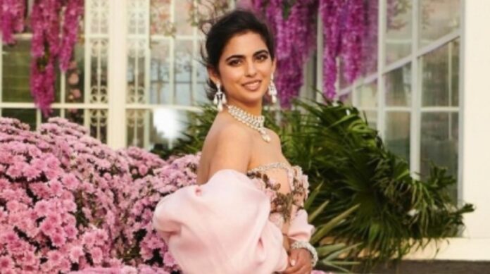 Isha Ambani: Anant Ambani Radhika Merchant Pre Wedding her look is awesome