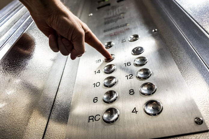 Safety tips for lift