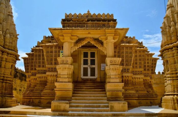 temple why we should not go in afternoon