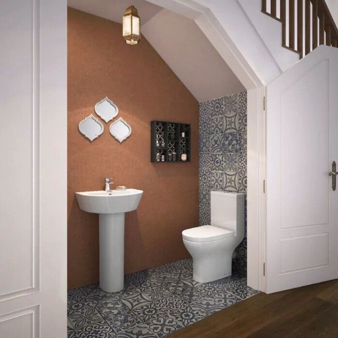 toilet-placed-under-stairs-vastu tips