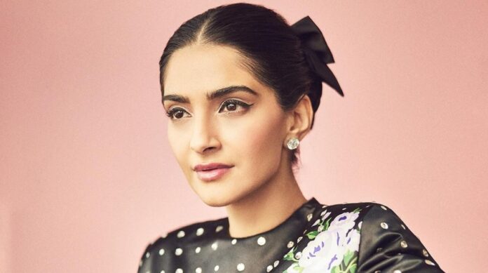 Sonam Kapoor: Actress Polka dot black dress make fans crazy