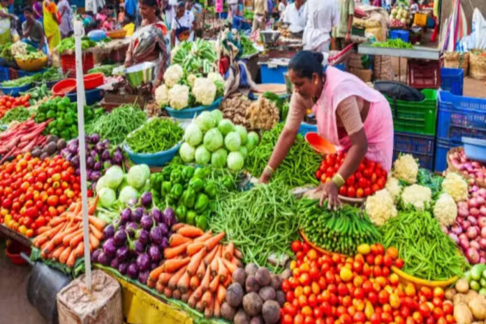 Retail Inflation: Slight decline in retail inflation in April, but food inflation at 5 month high