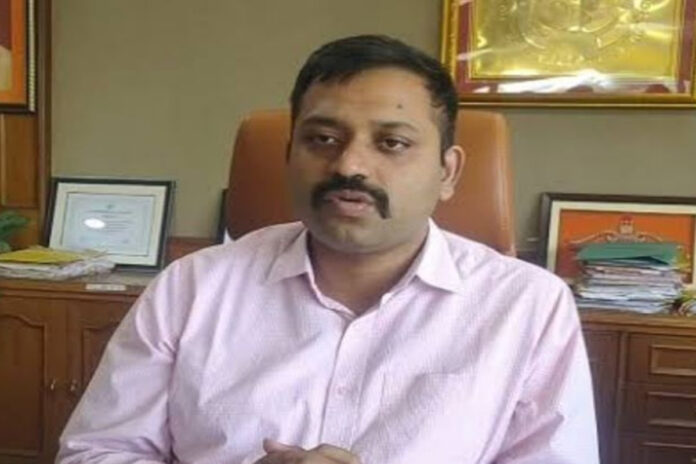 CM Yogi Action: Prathamesh Kumar new CEO of Invest UP