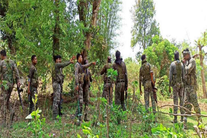 Naxalite Encounter: Two dreaded Naxalites killed in Chhattisgarh