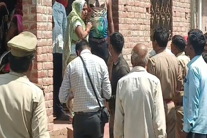Unnao news: Four members of a family died