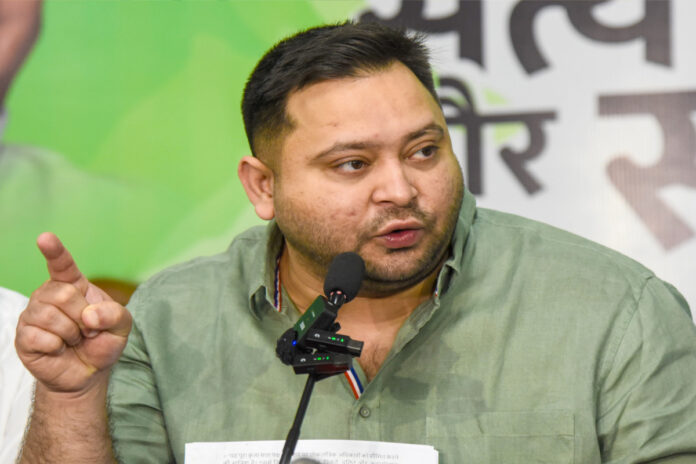Bihar Politics: Tejashwi takes dig Election Commission voter revision