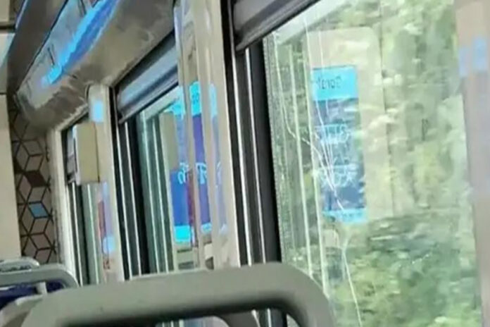 Vande Bharat Express: Stone pelting again in Lucknow