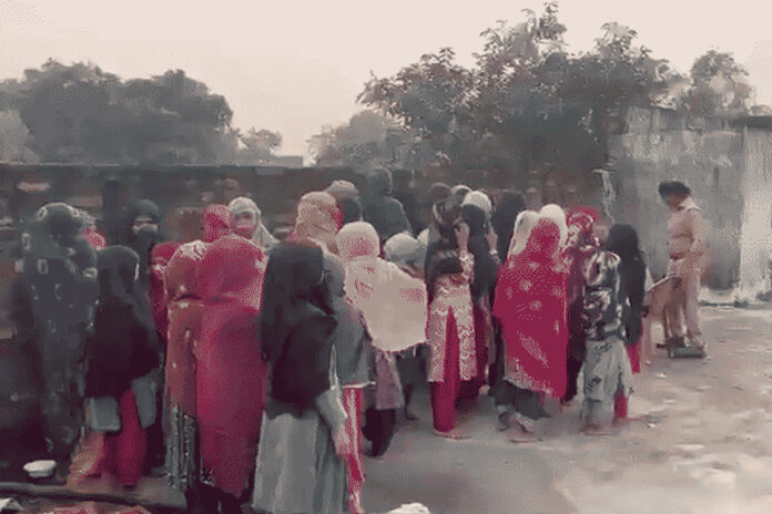 UP Crime Illegal madrasa raided 40 girls in bathroom