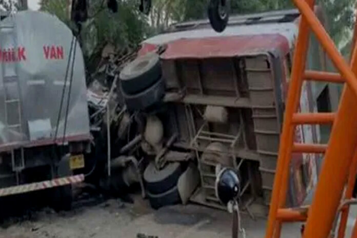 bus-tanker collision in Hathras